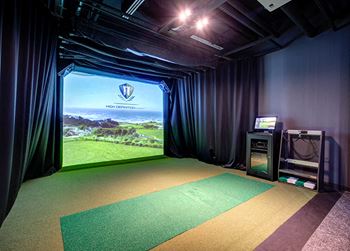Pro-Grade Golf Simulator at 640 North Wells, Chicago, Illinois